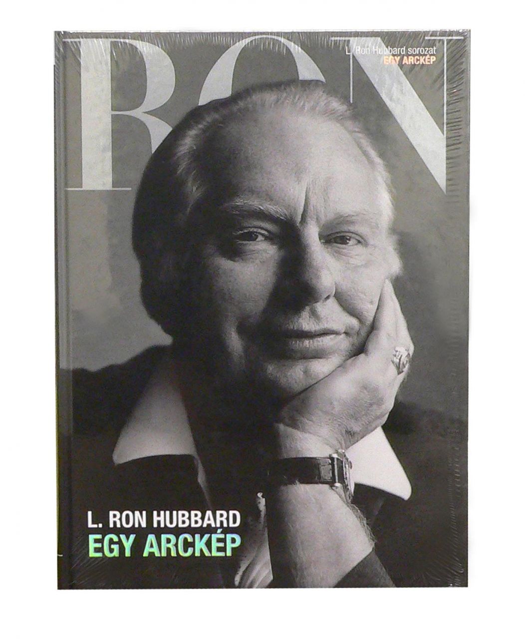 Egy arckép - l. ron hubbard sorozat